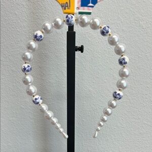 Piper K Pearl & Beaded Headband 🤍💙